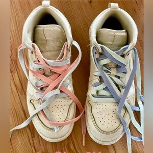 Kids Nike Jordan High Tops, Size 3Y, Used, Good condition.